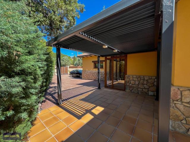 Casa en venta en El Berrueco, Madrid