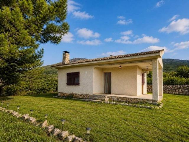 Casa en venta en Berzosa Del Lozoya, Madrid