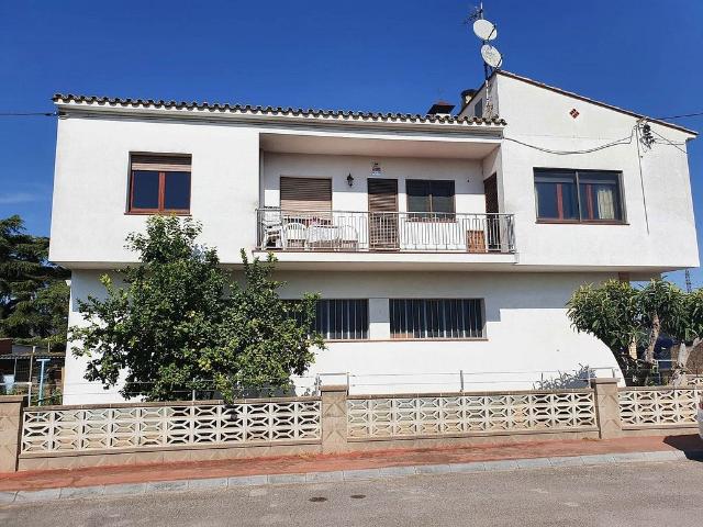 Casa en venta en Bescanó
