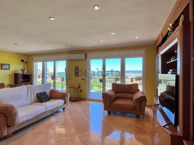 Casa en venta en Bescanó