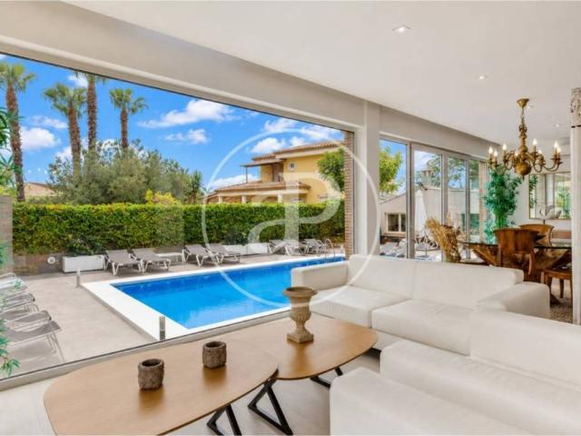 Casa en venta en el Camp de Túria, Valencia