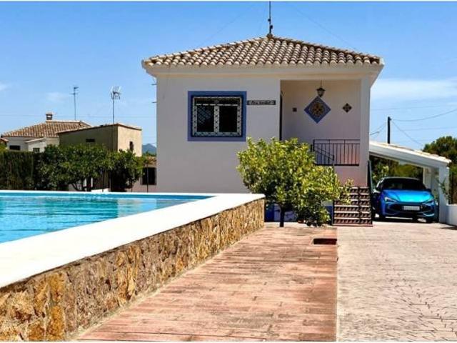 Casa en venta en el Camp de Túria, Valencia