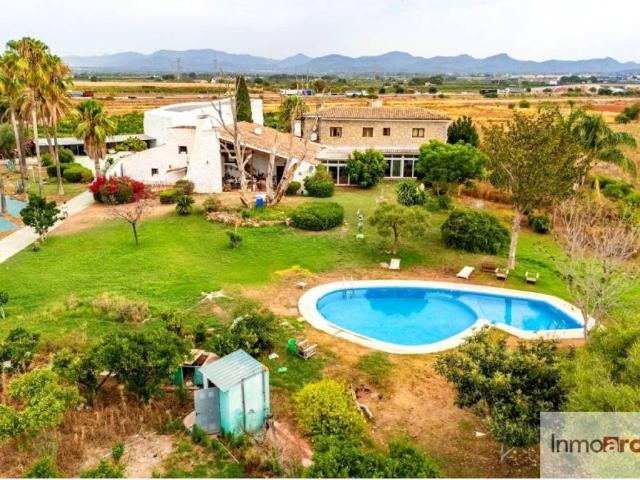 Casa en venta en el Camp de Túria, Valencia