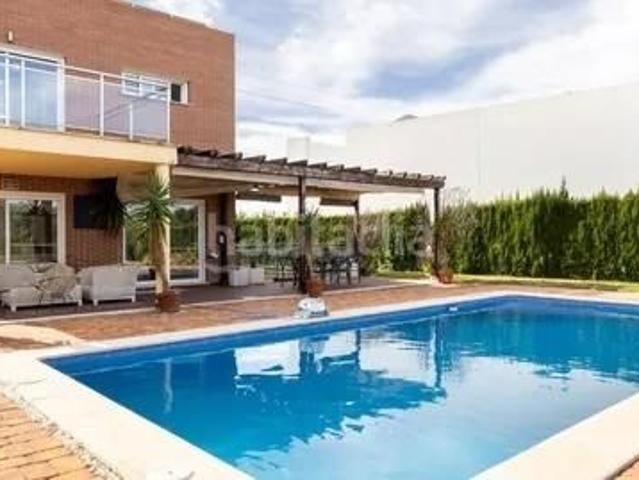 Casa en venta en el Camp de Túria, Valencia