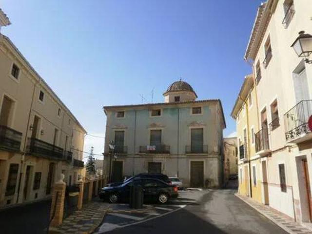 Casa en venta en l'Alt Vinalopó / El Alto Vinalopó, Valencia