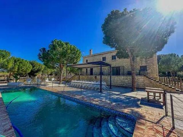 Casa en venta en l'Alt Vinalopó / El Alto Vinalopó, Valencia