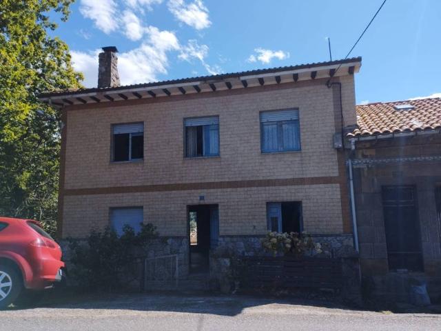Casa en venta en Bimenes