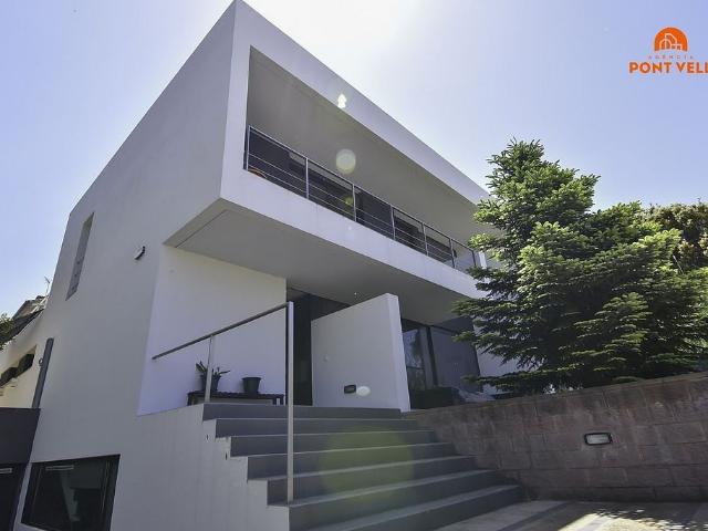 Casa en venta en La Bisbal D'empordà