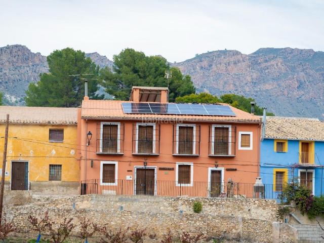 Casa en venta en Tollos, Vega Alta del Segura
