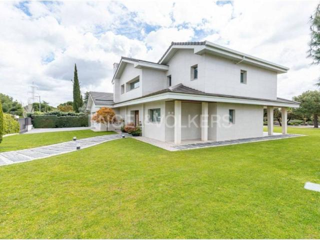 Casa en venta en Boadilla Del Monte