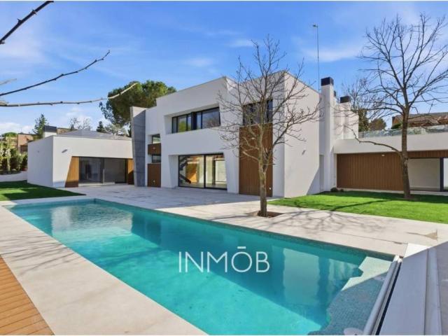 Casa en venta en Boadilla Del Monte, Madrid