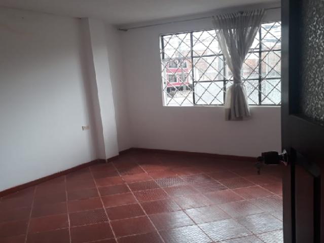 Casa En Venta En Bogota En Carvajal V266391
