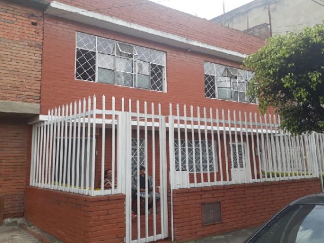 Casa en venta en Las Américas, Bogotá