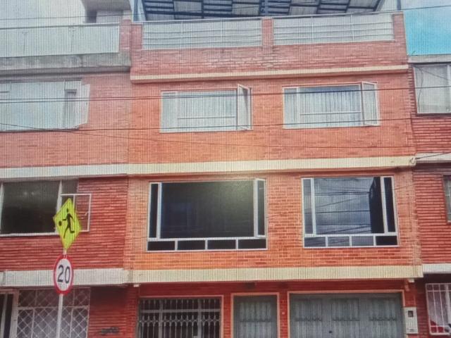 Casa En Venta En Bogota En Fontibon V172122