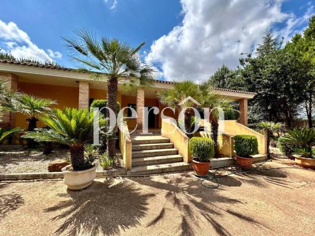 Casa en venta en La Canal de Navarrés, Valencia