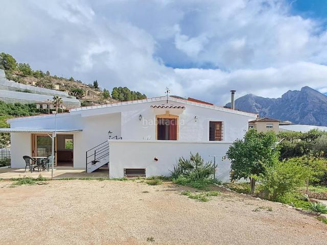 Casa en venta en Bolulla