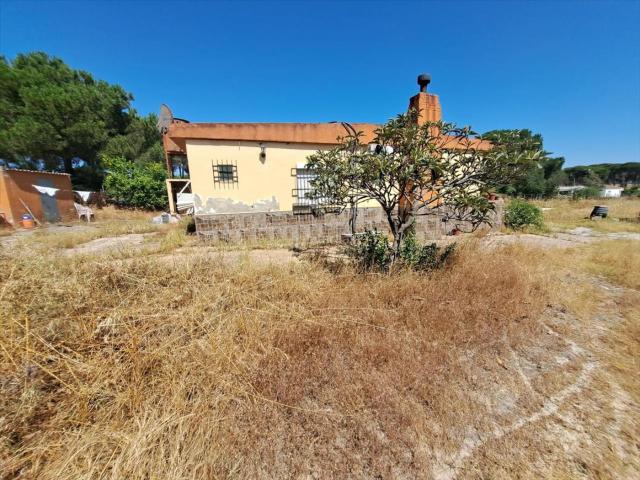 Casa en venta en Bonares, Huelva