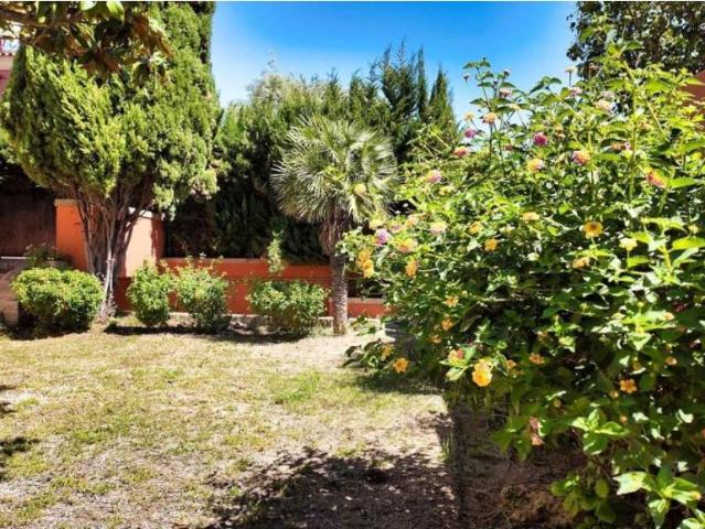 Casa en venta en Bormujos, Andalucía
