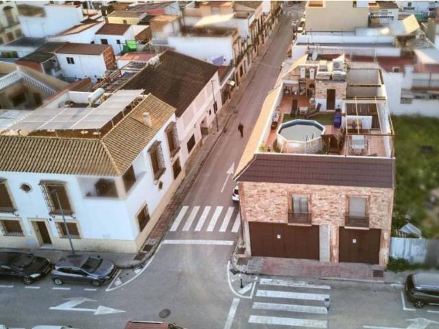 Casa en venta en Camas, Andalucía