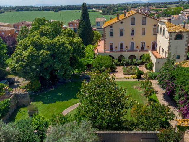 Casa en venta en Borrassà