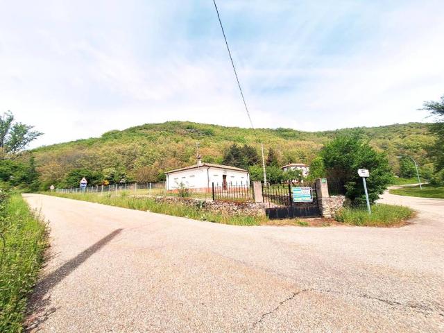 Casa en venta en Boñar