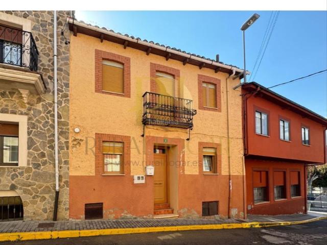 Casa en venta en Boñar, Castilla y León