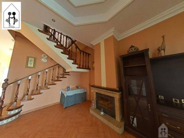 Casa en venta en Brenes, Sevilla