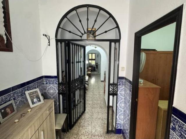 Casa en venta en Brenes, Andalucía
