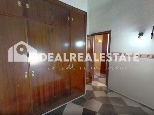 Casa en venta en Brenes, Andalucía