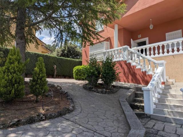 Casa en venta en Buitrago Del Lozoya, Madrid