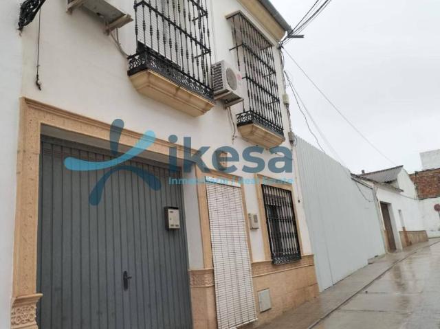 Casa en venta en Bujalance, Andalucía