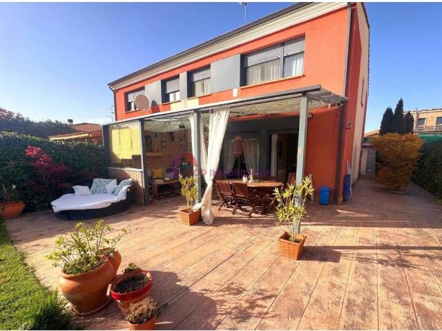 Casa en venta en Buniel, Castilla y León
