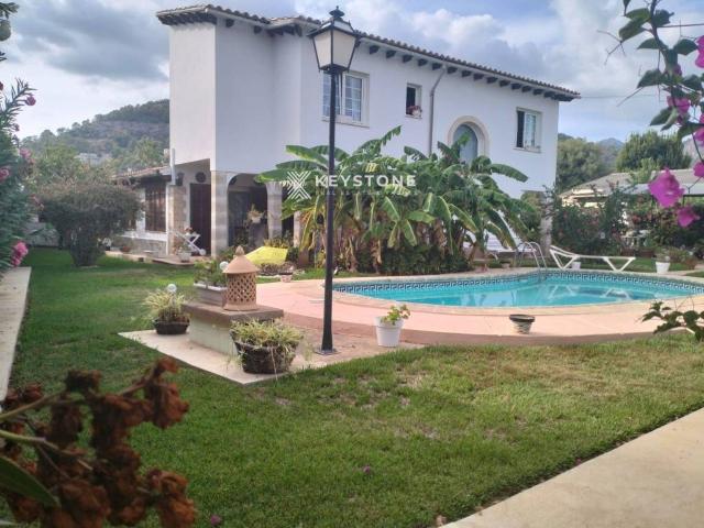Casa en venta en Bunyola