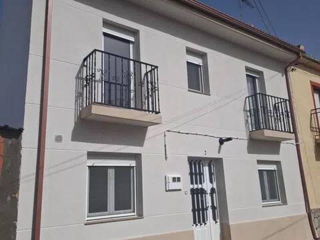Casa en venta en Burganes De Valverde, Castilla y León