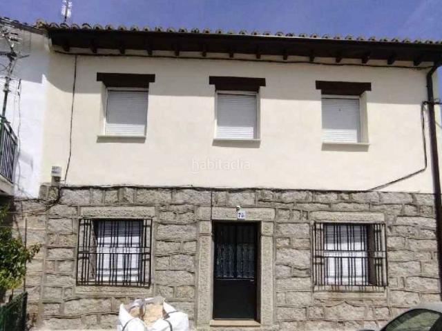 Casa en venta en Burgohondo, Castilla y León