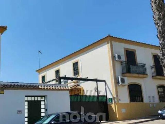 Casa en venta en Burguillos, Sevilla