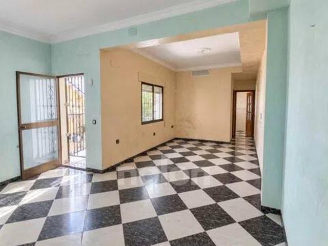 Casa en venta en Burguillos, Andalucía