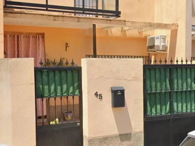 Casa en venta en Burguillos, Sevilla