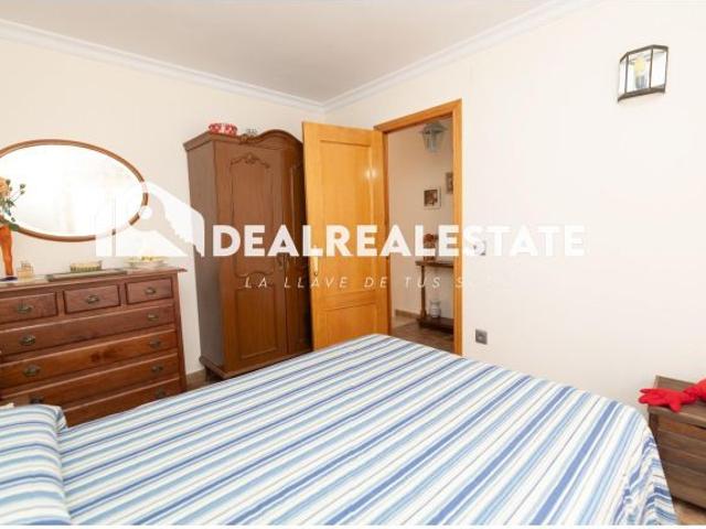 Casa en venta en Burguillos, Andalucía