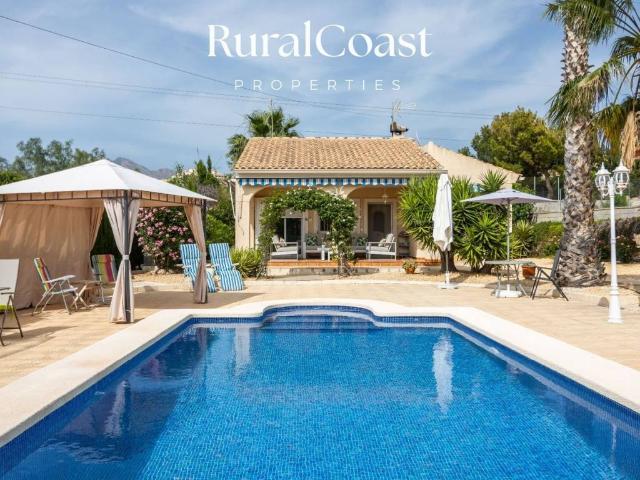 Casa en venta en Busot