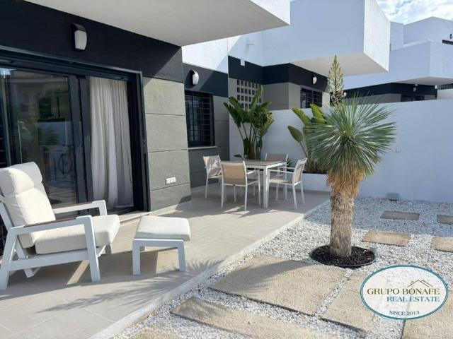 Casa en venta en Busot, Valencia