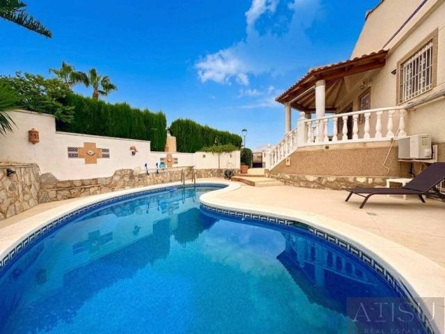 Casa en venta en Urbanización Valle Dorado, l'Alacantí