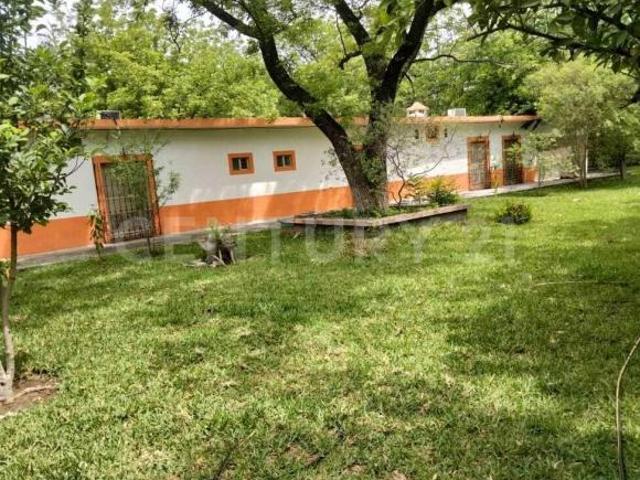 CASA EN VENTA EN BUSTAMANTE NUEVO LEON