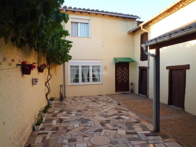 Casa en venta en Bustillo Del Páramo, Castilla y León