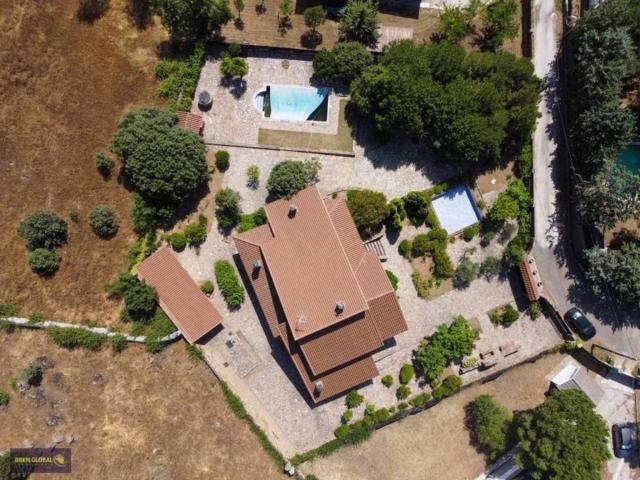 Casa en venta en Cabanillas De La Sierra, Madrid
