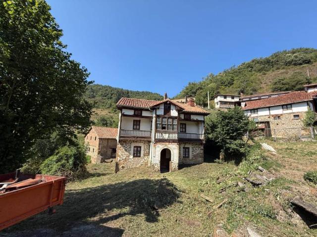 Casa en venta en Cabezón De Liébana, Cantabria
