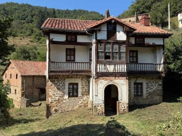 Casa en venta en Cabezón De Liébana, Cantabria