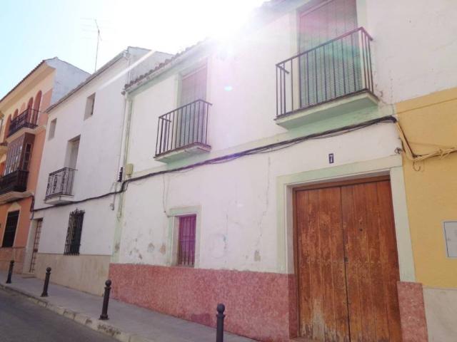 Casa en venta en Cabra, Andalucía