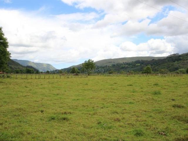 Casa en venta en Cabuérniga, Cantabria