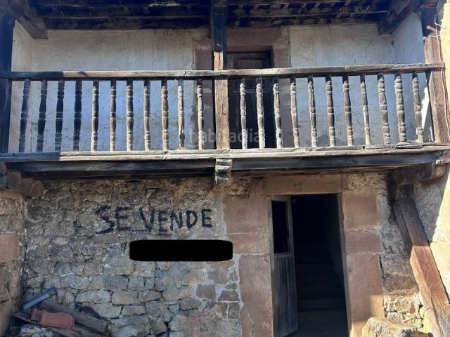Casa en venta en Cabuérniga, Cantabria